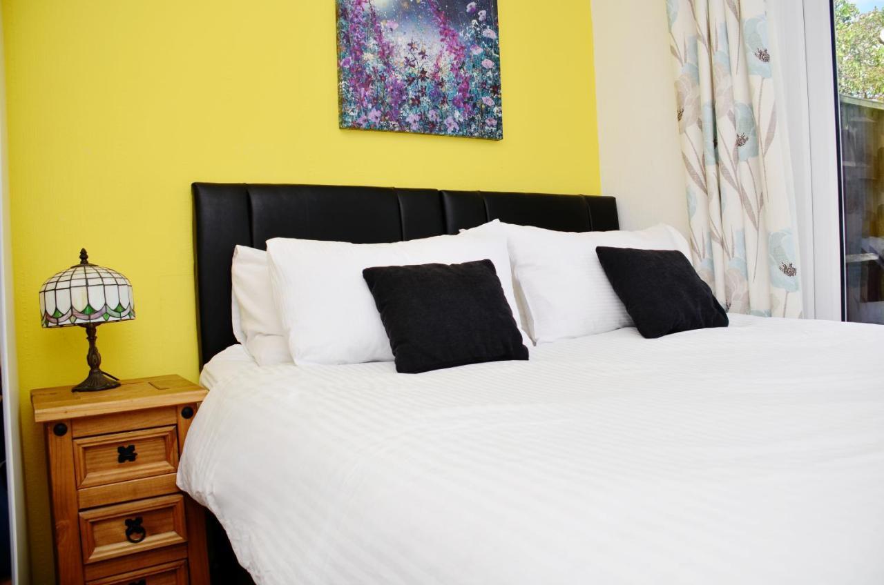 Holiday home Sm Dreams Unlimited Serviced Accommodation- Stanwell-staines-heathrow Stanwell