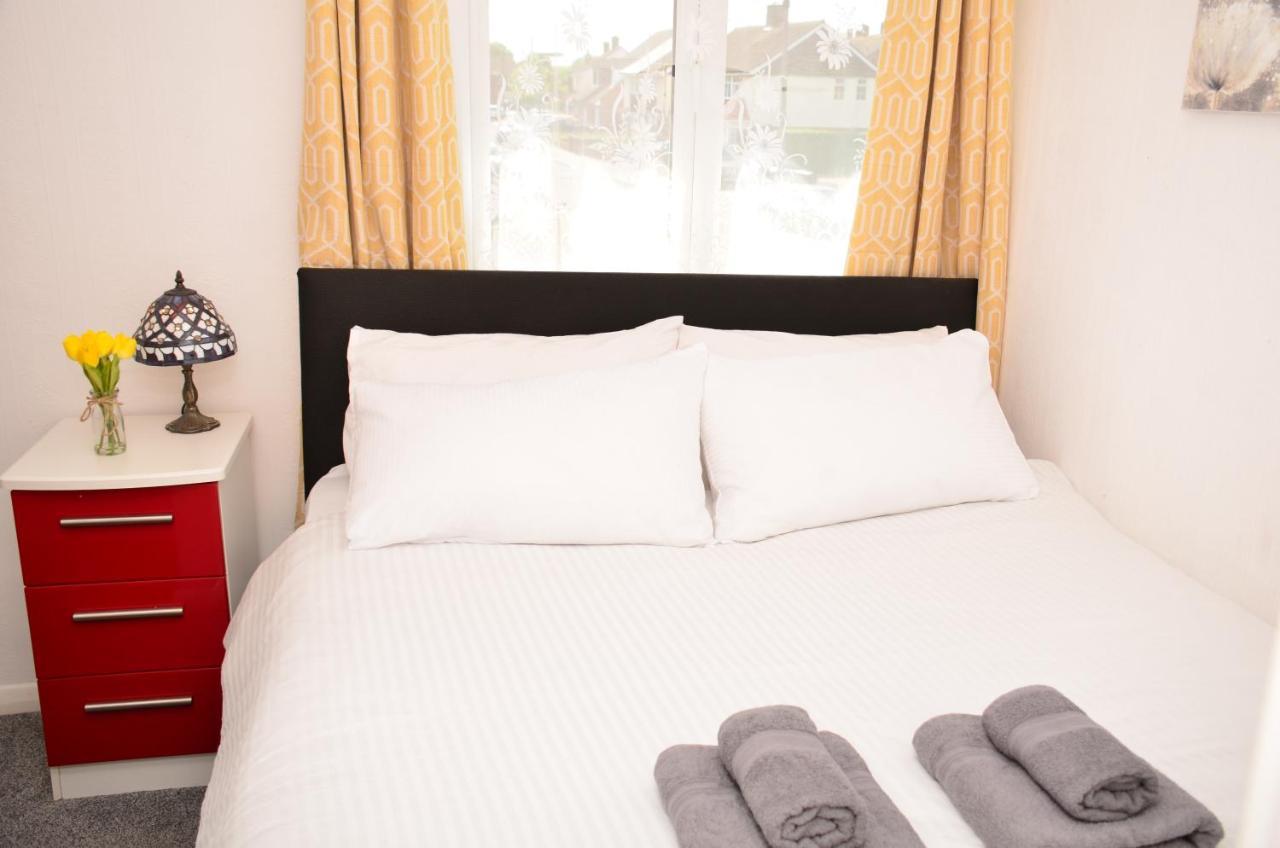 Sm Dreams Unlimited Serviced Accommodation- Stanwell-staines-heathrow Stanwell
