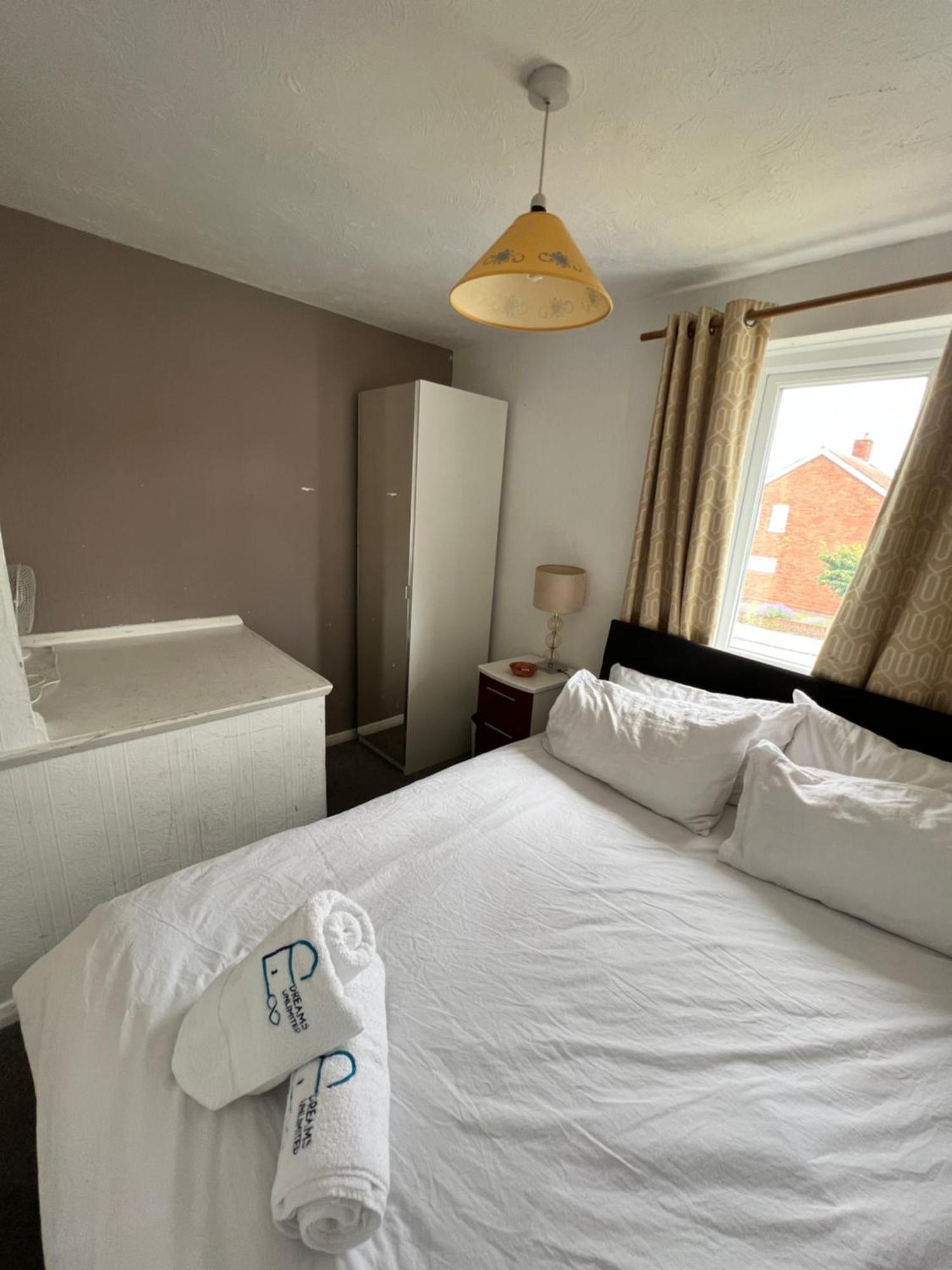 Sm Dreams Unlimited Serviced Accommodation- Stanwell-staines-heathrow